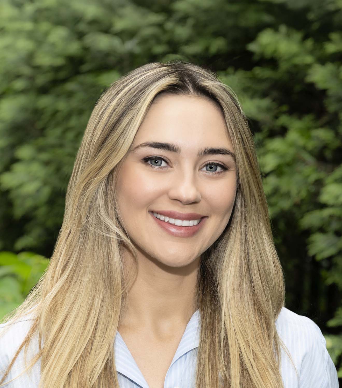 Natalie Gretzinger is an associate of the The Oxbridge Group